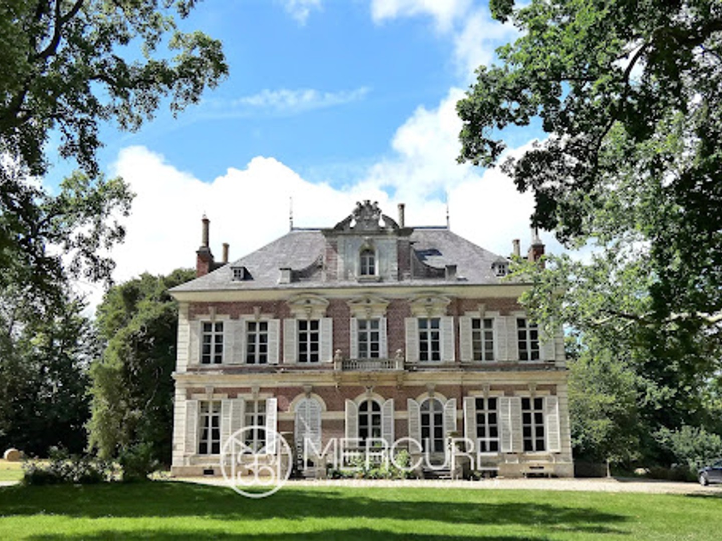 Château 12 pièces 435 m²