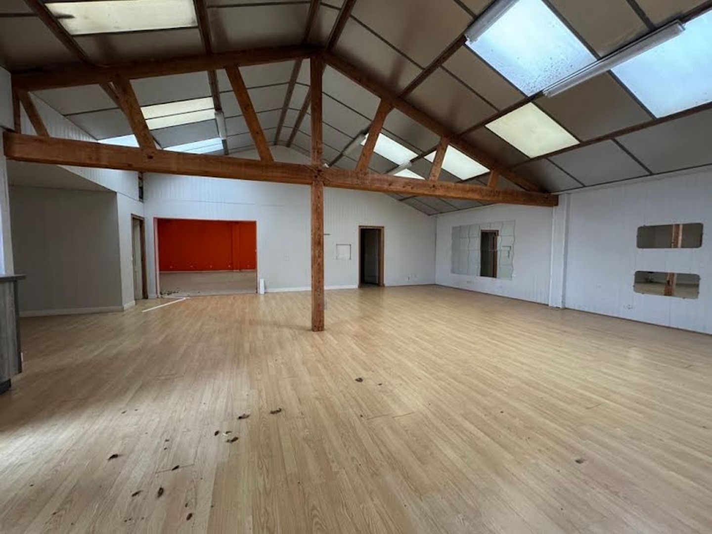 Local 270 m²