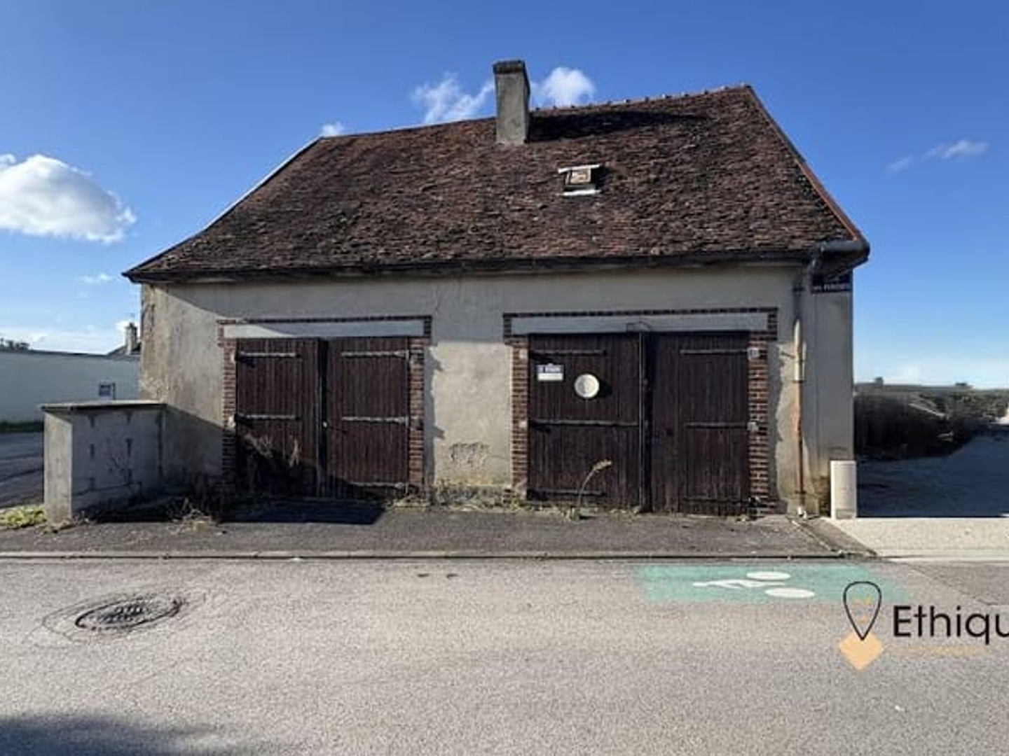 Parking/Garage/Box 74 m²