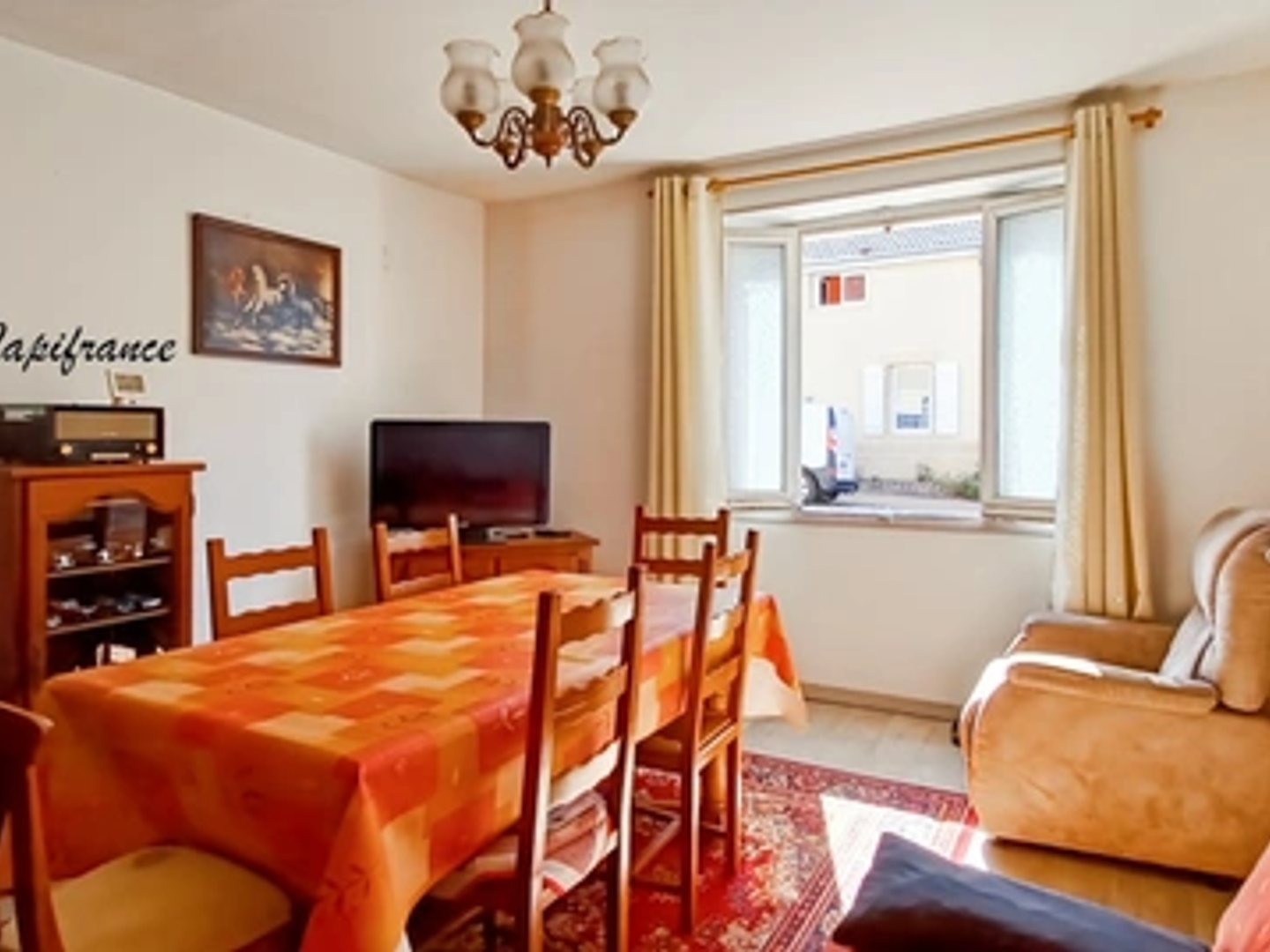 Maison à vendre - 3 pièces - 70m2 - Saint-Bonnet-De-Joux (71220)