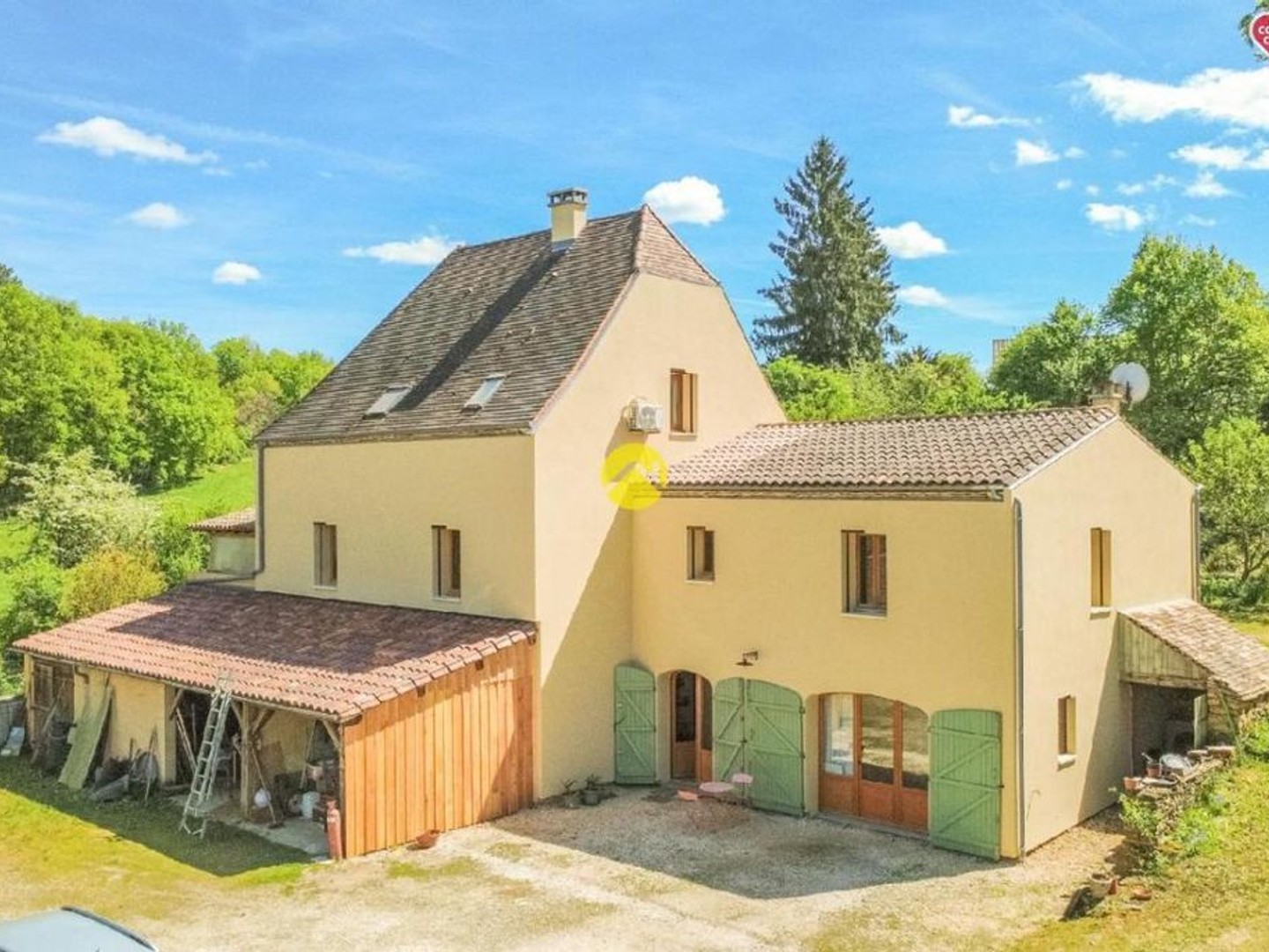 Maison à vendre - 9 pièces - 215m2 - Meyrals (24220)