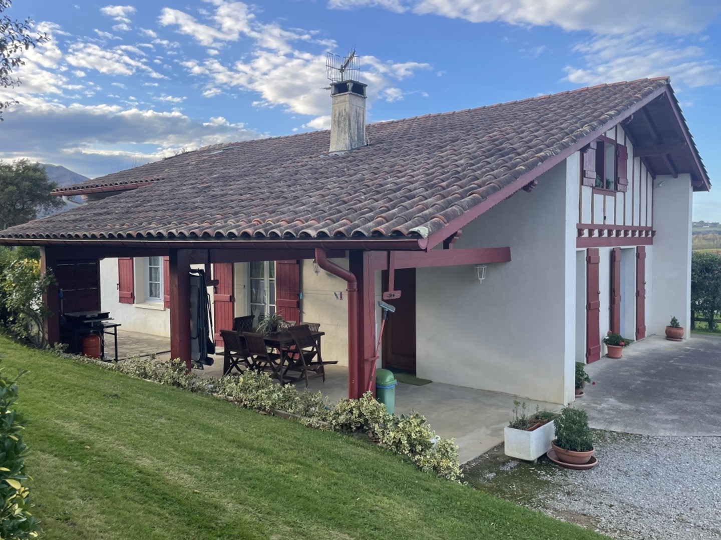 MAISON VUE MONTAGNES