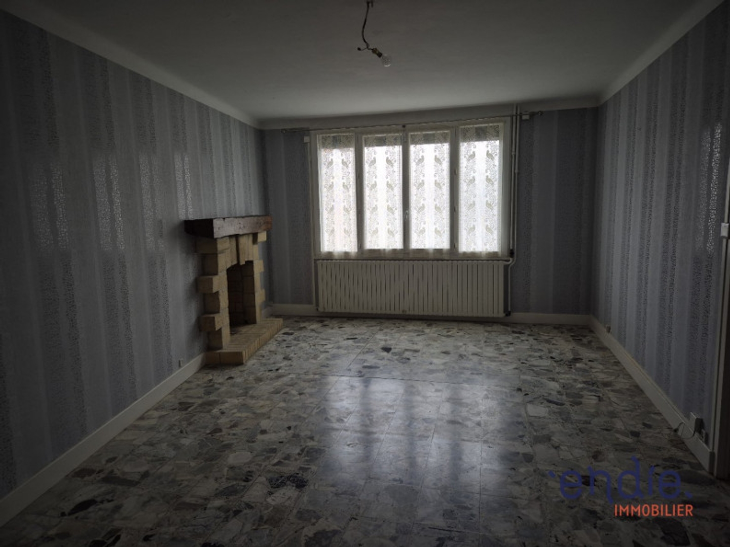 Maison à vendre - 5 pièces - 100m2 - Sancoins (18600)