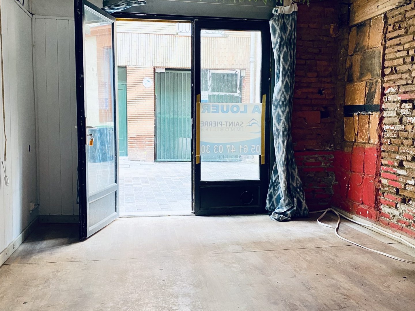 Local commercial 2 pièces 25 m²