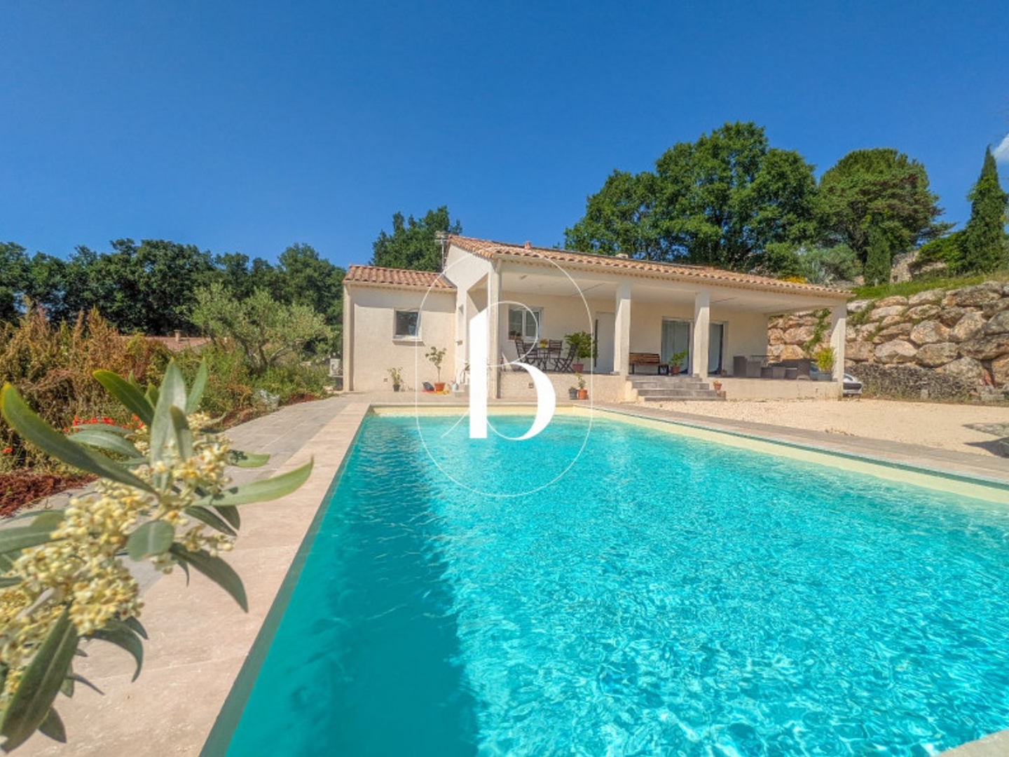 Villa 5 pièces 121 m²