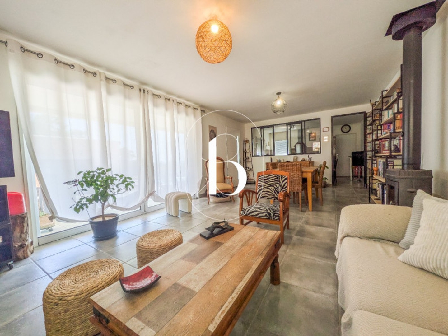 Maison à vendre - 5 pièces - 121m2 - Barjac (30430)