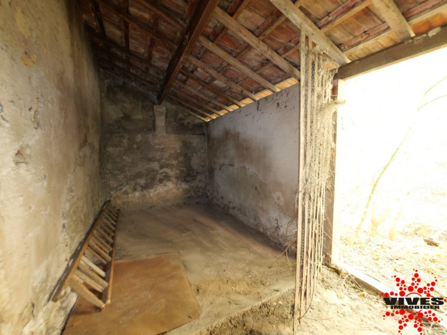 Locaux à vendre - 133m2 - Capestang (34310)