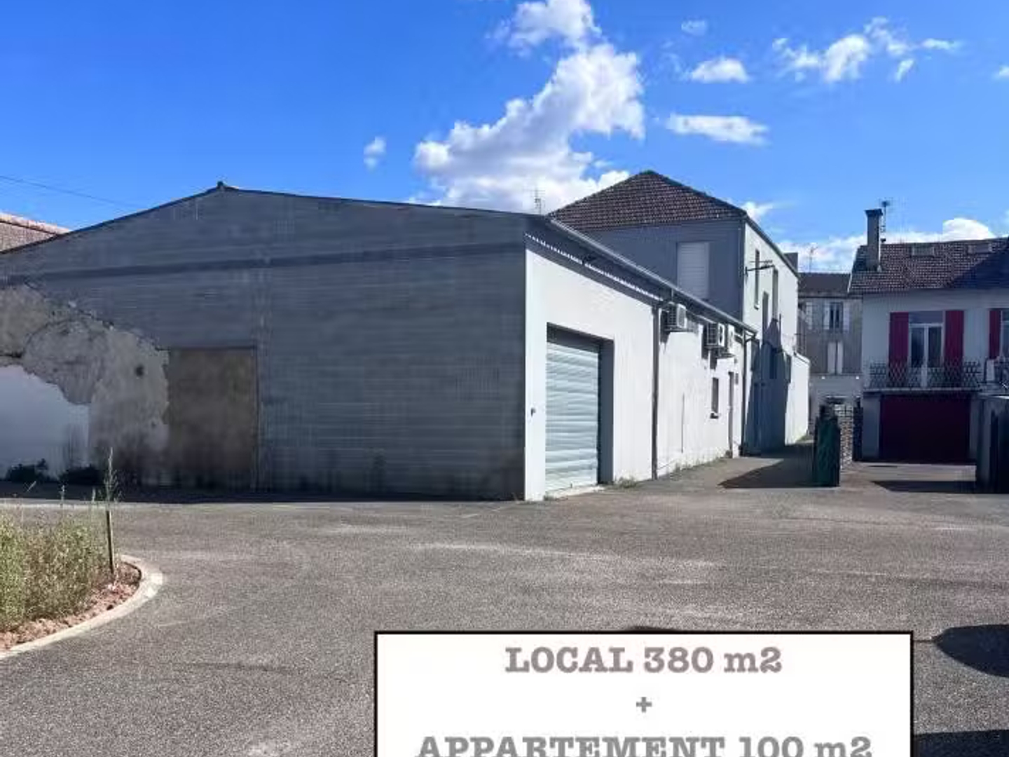 Vente local commercial 380m² centre Villeneuve Lot