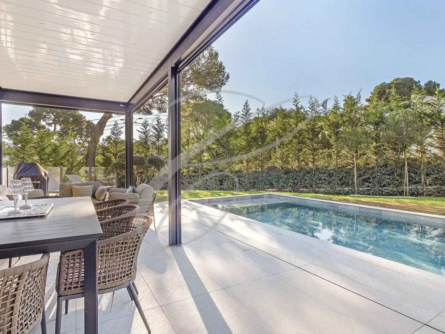 Maison à vendre - 6 pièces - 330m2 - Roquebrune-Cap-Ma... (06190)