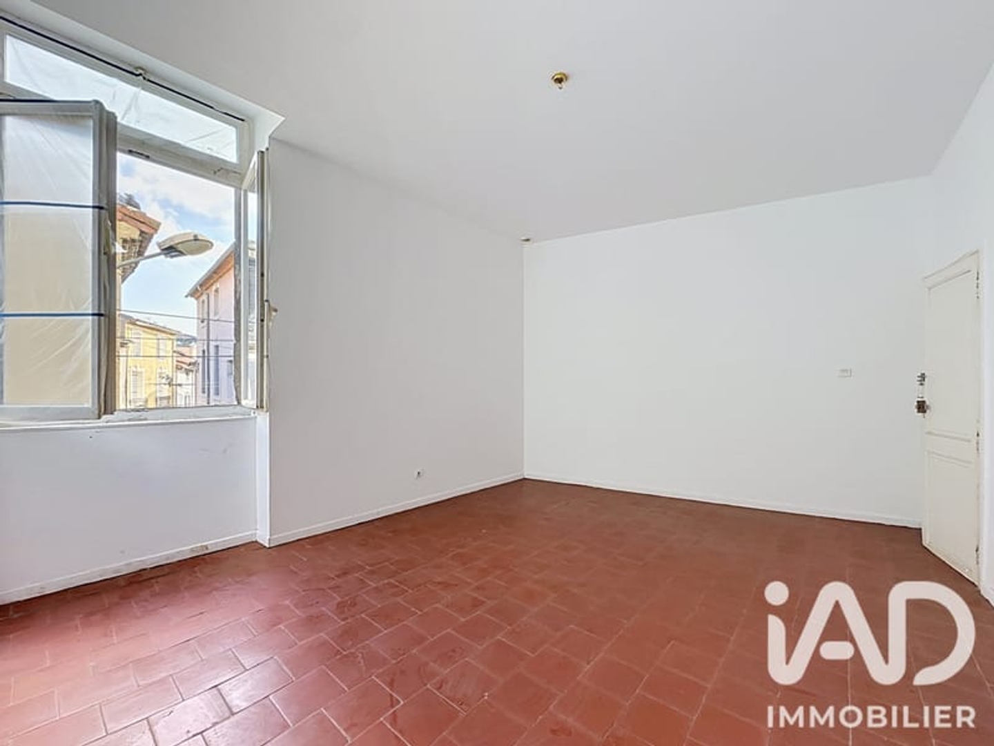 Maison à vendre - 4 pièces - 85m2 - Vias (34450)