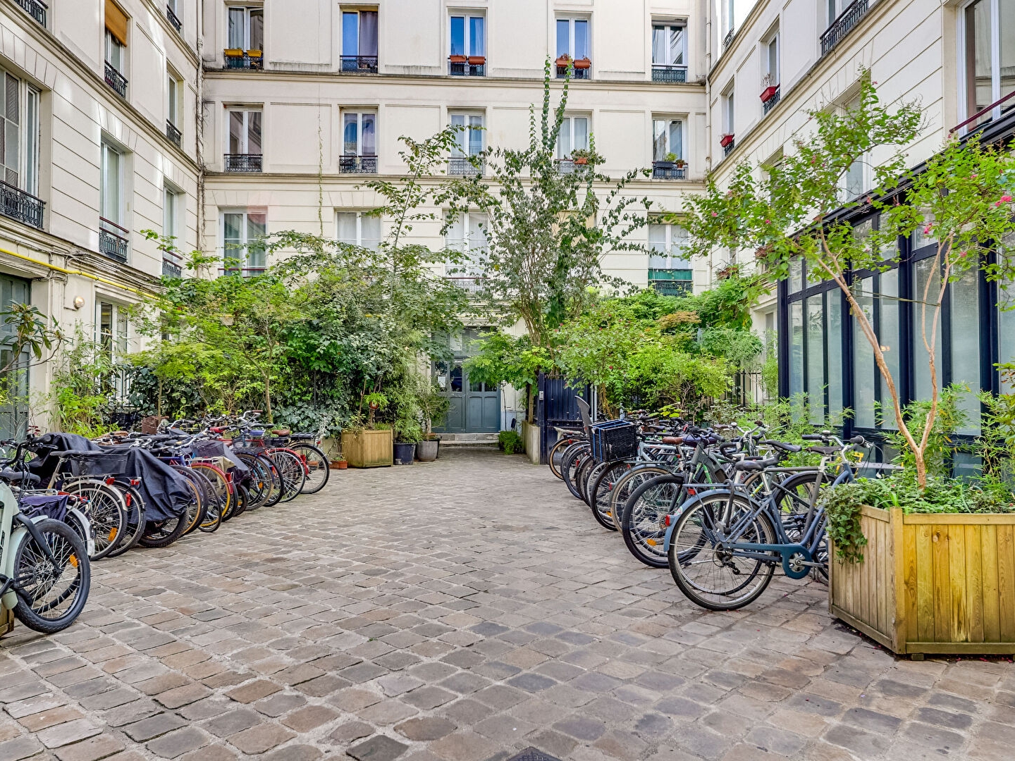 Appartement à vendre - 1 pièce - 12m2 - Paris 10e (75010)