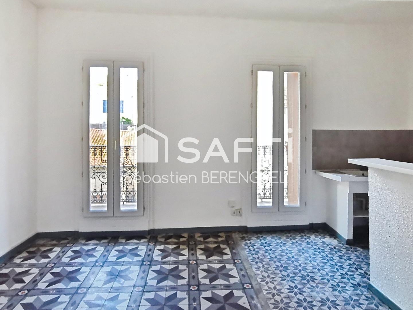 Immeuble à vendre - 124m2 - Béziers (34500)