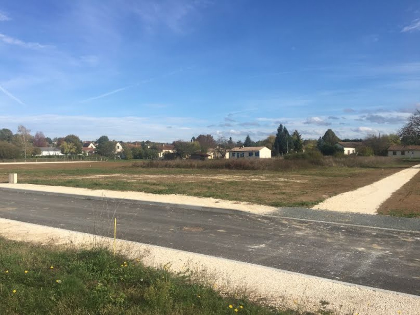 Terrain 320 m²