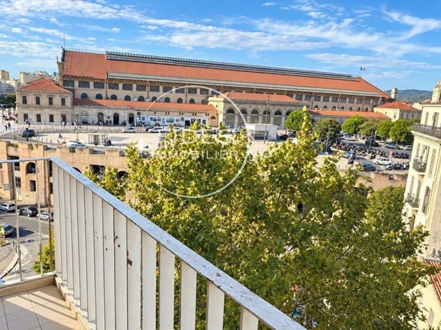 Marseille Saint-Charles — Studio rénové avec soin, balcon et cli