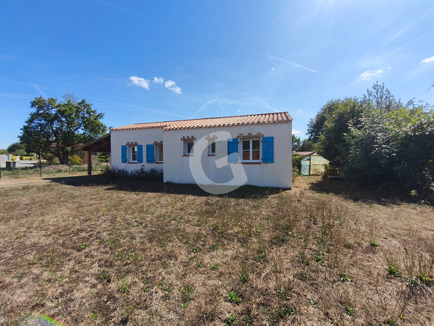 Maison à vendre - 3 pièces - 70m2 - Saint-Avaugourd-D... (85540)