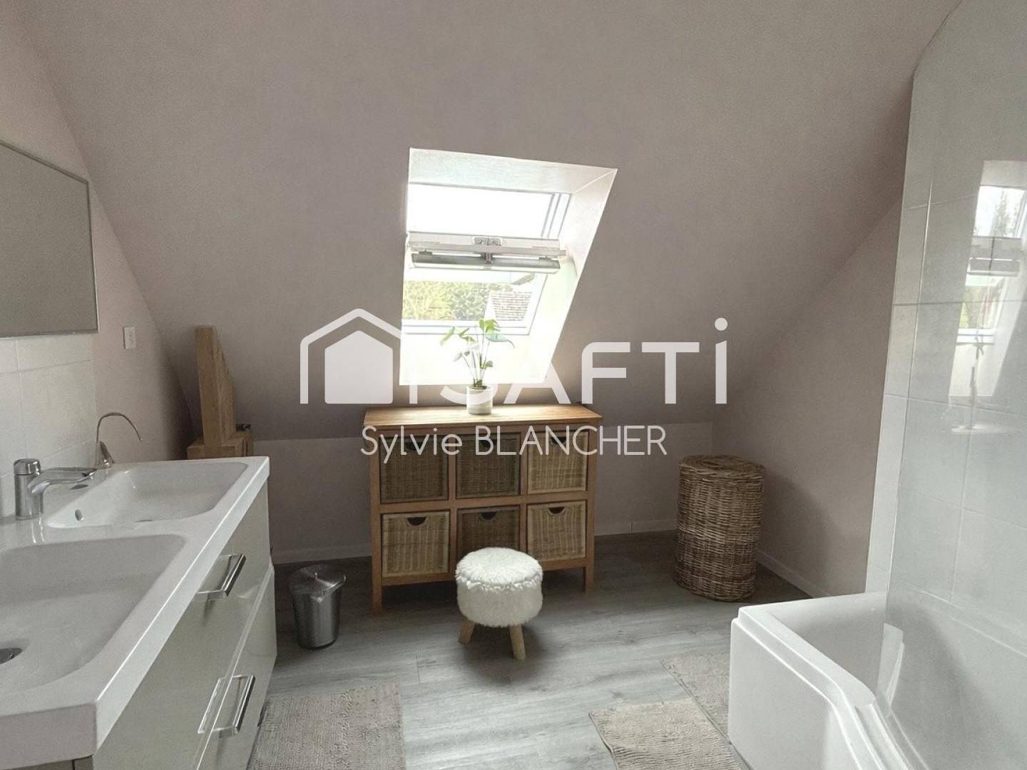 Maison 7 pièces 155 m²
