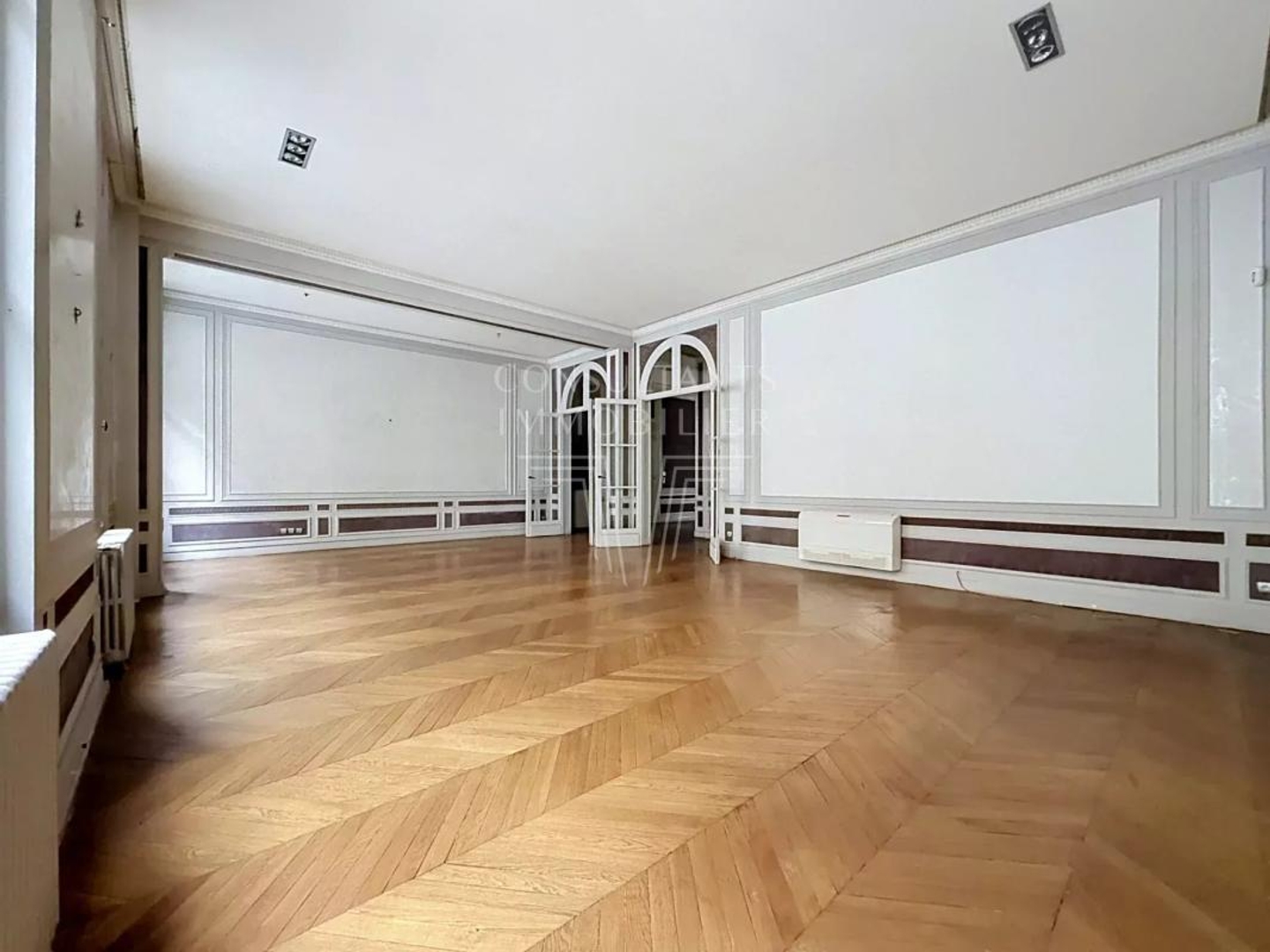 Appartement à vendre - 6 pièces - 218m2 - Paris 16e (75016)