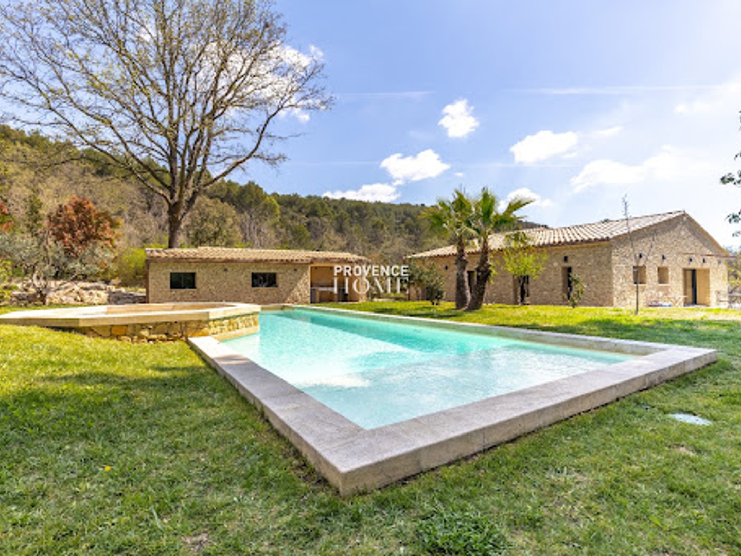 Maison 5 pièces 160 m²