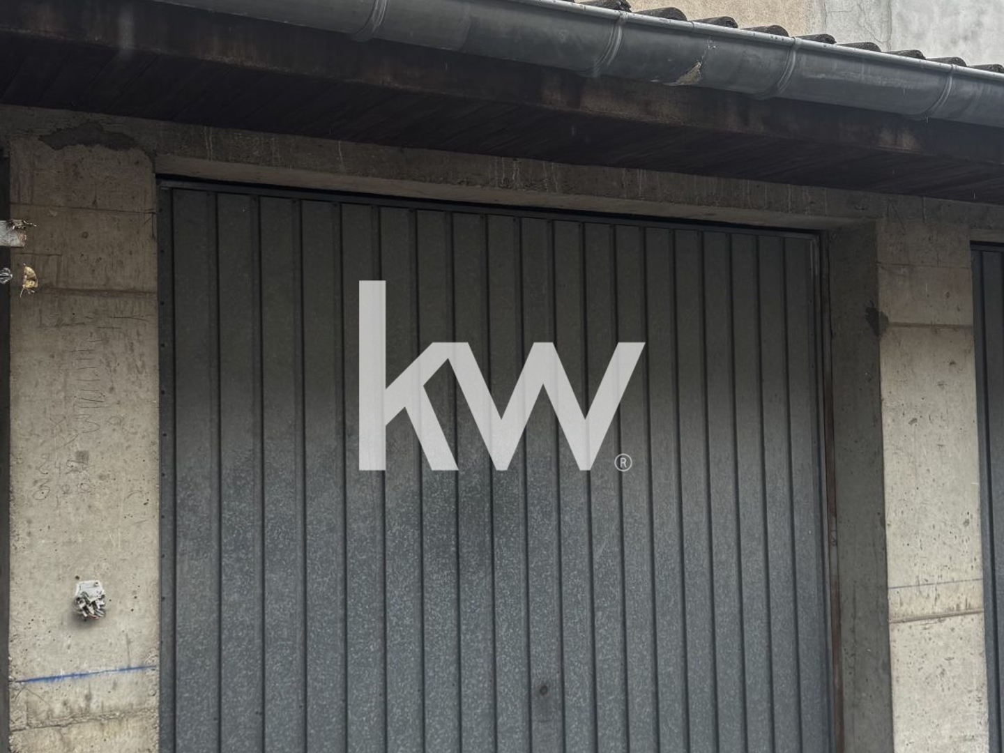 Stationnement 13 m²