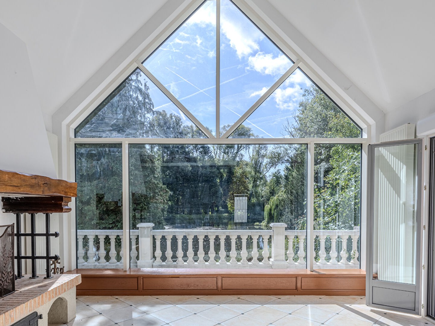 Maison 10 pièces 350 m²