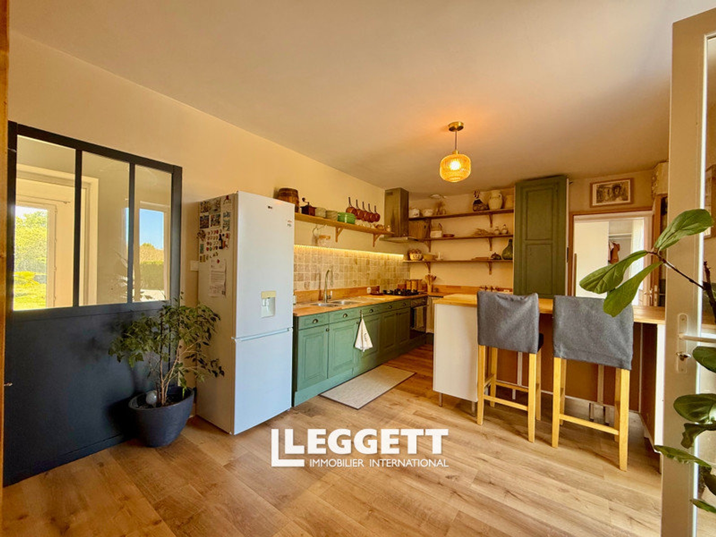 Maison à vendre - 5 pièces - 128m2 - Monts-Sur-Guesnes (86420)