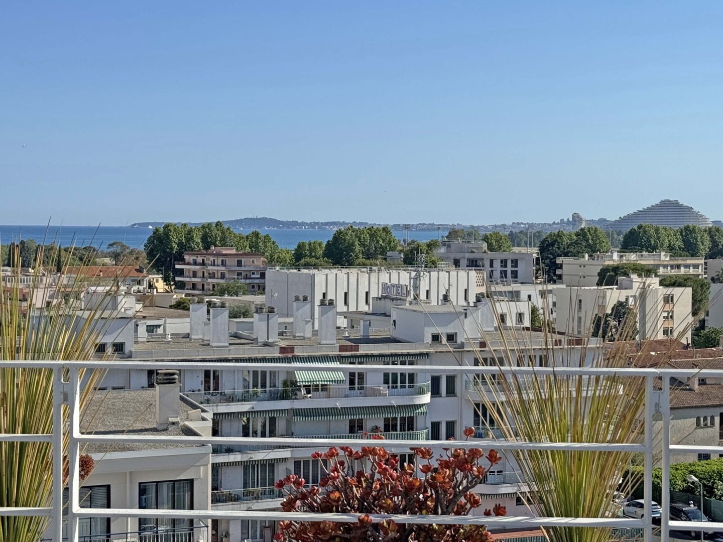 Appartement à vendre - 4 pièces - 106m2 - Cagnes-Sur-Mer (06800)