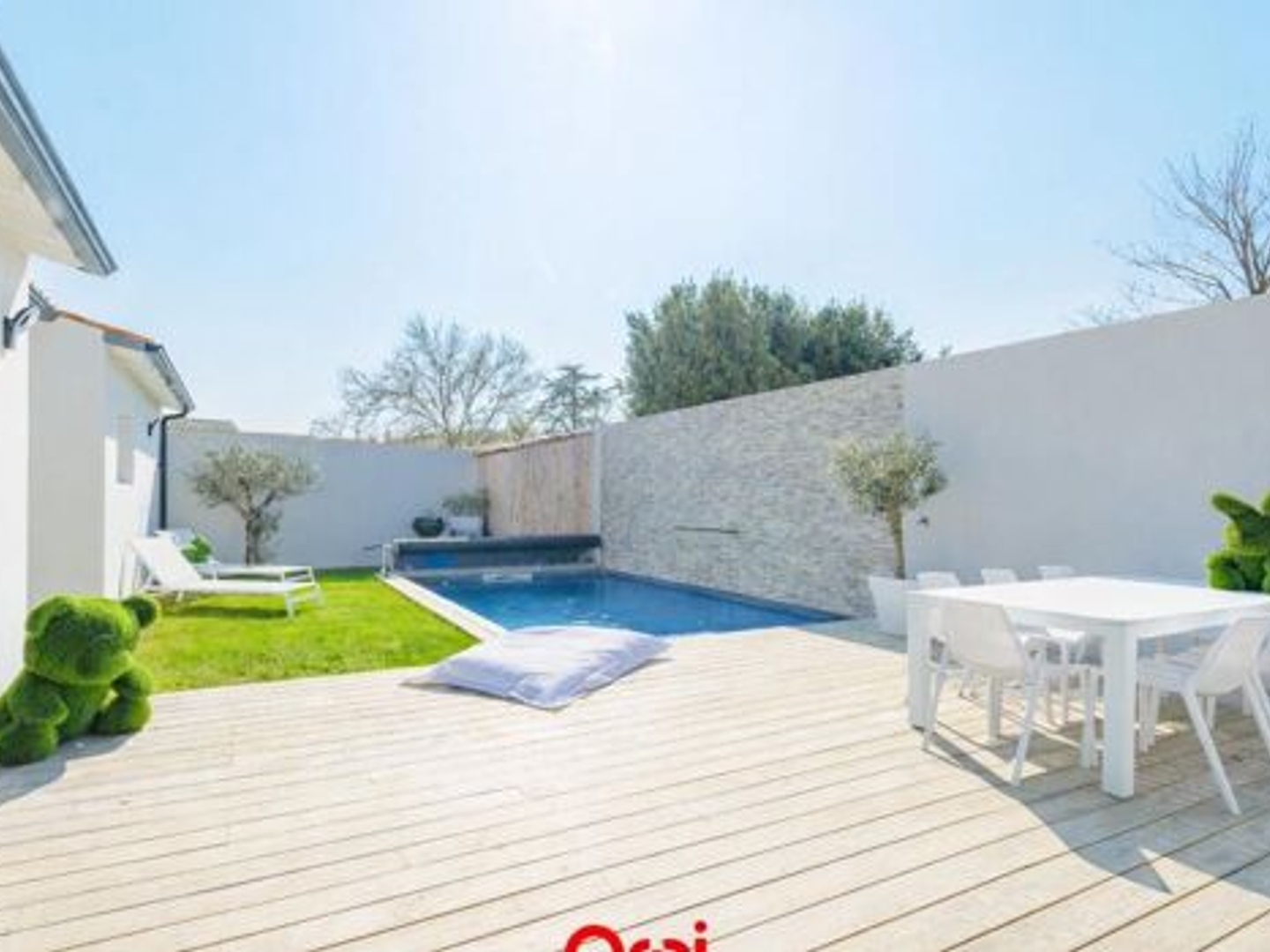 Maison à vendre - 4 pièces - 145m2 - L'houmeau (17137)