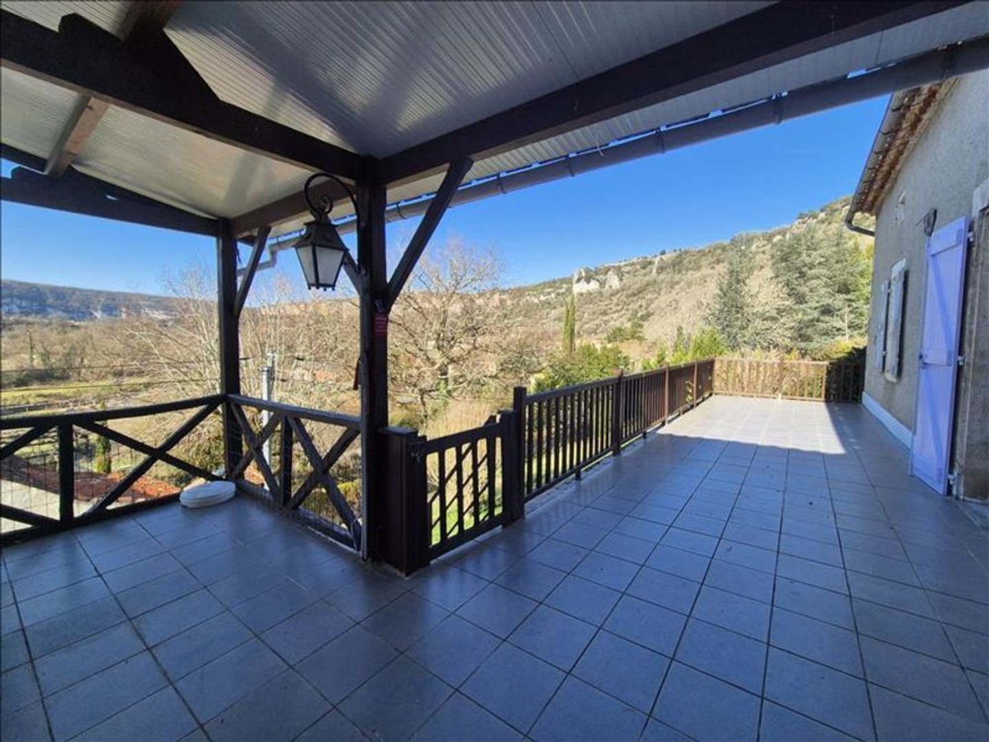 Maison en pierre de 8 pièces principales