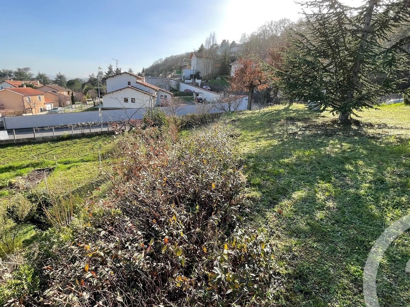 Terrain 1000 m²
