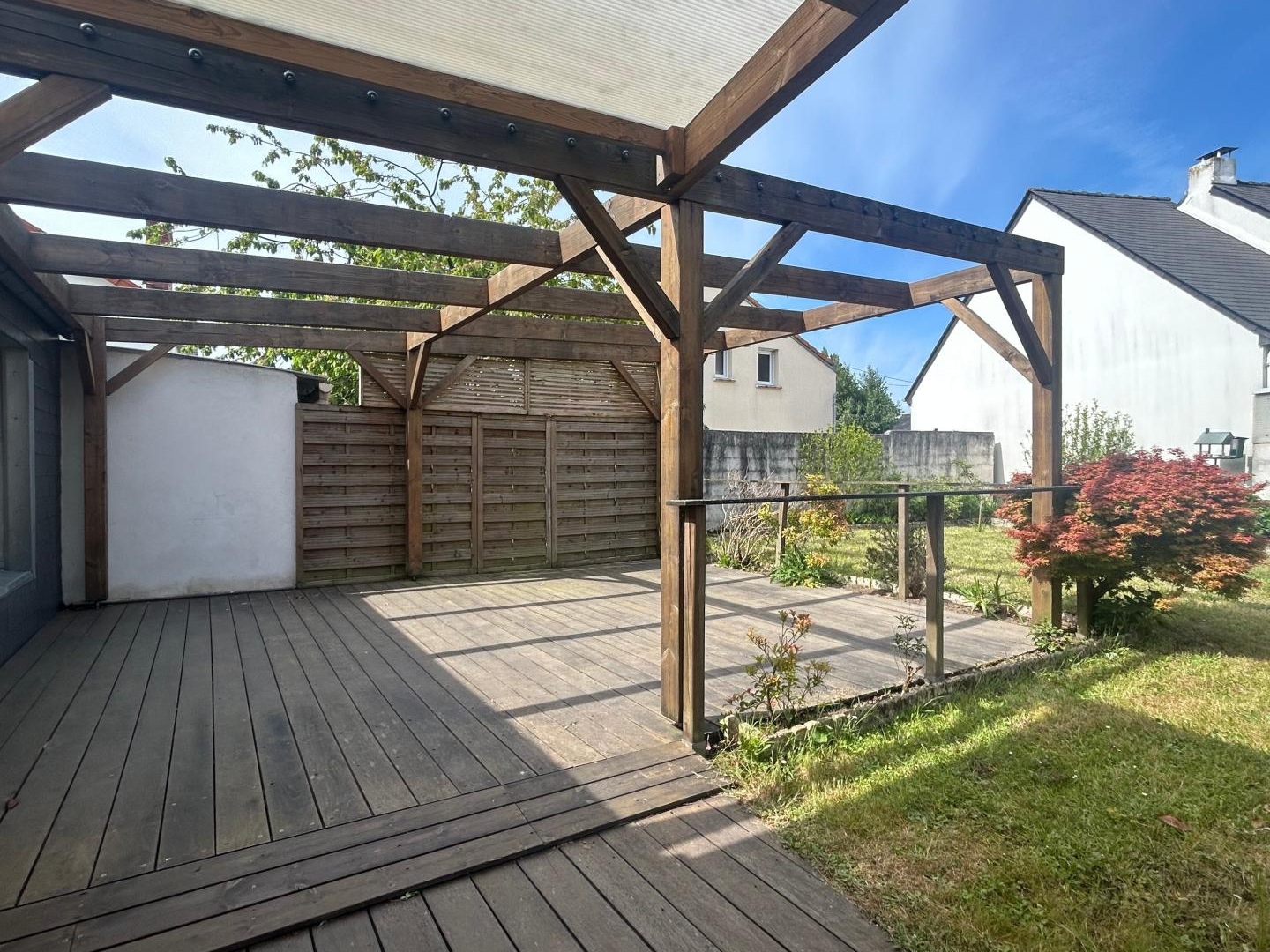 Maison à vendre - 11 pièces - 266m2 - Thouaré-Sur-Loire (44470)
