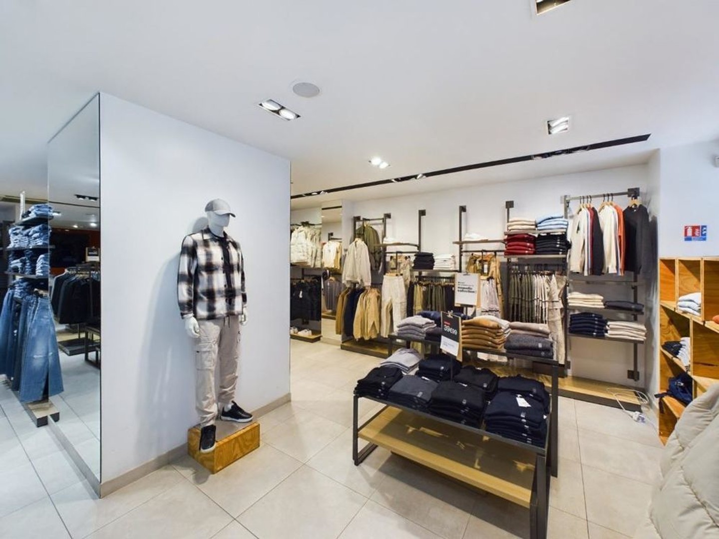 Magasin à vendre - 130m2 - Ajaccio (20000)