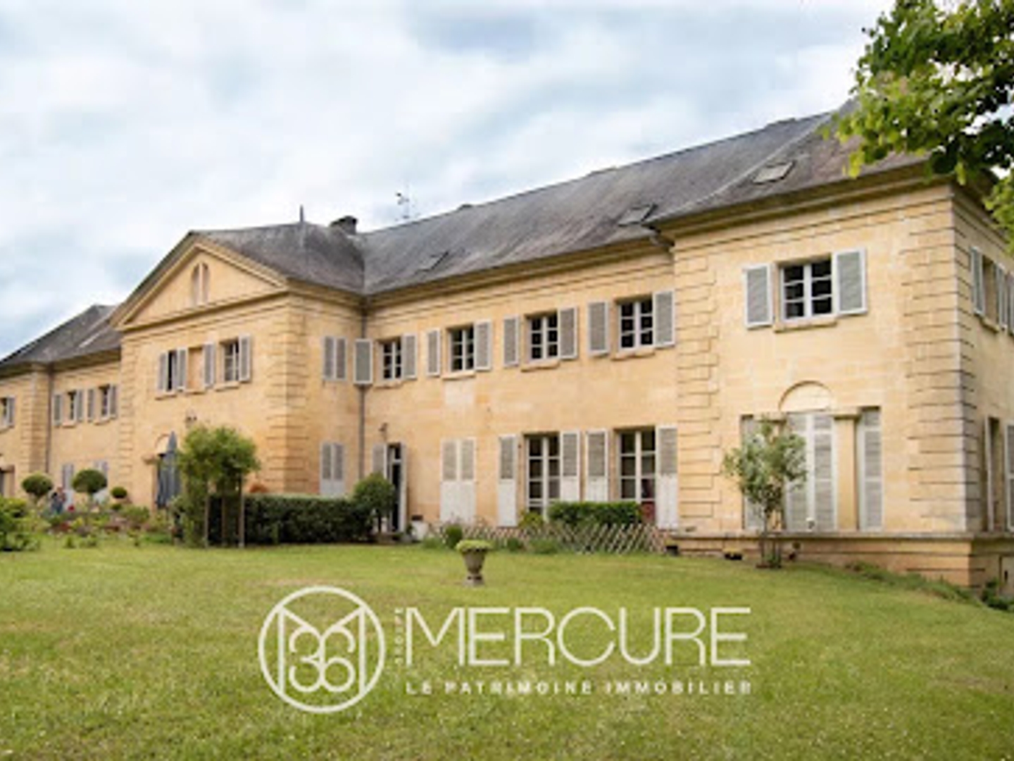 Maison à vendre - 20 pièces - 900m2 - Périgueux (24000)