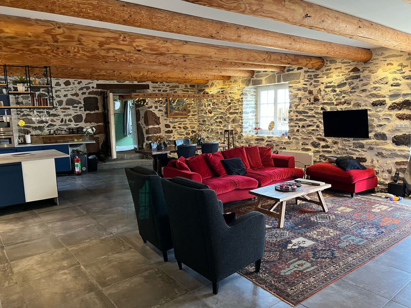 Immeuble à vendre - 6 pièces - 173m2 - Laurie (15500)