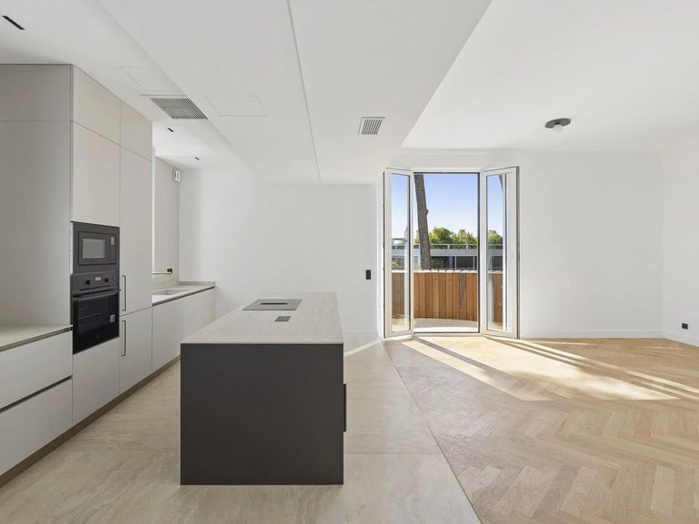 Appartement à vendre - 5 pièces - 181m2 - Le Cannet (06110)