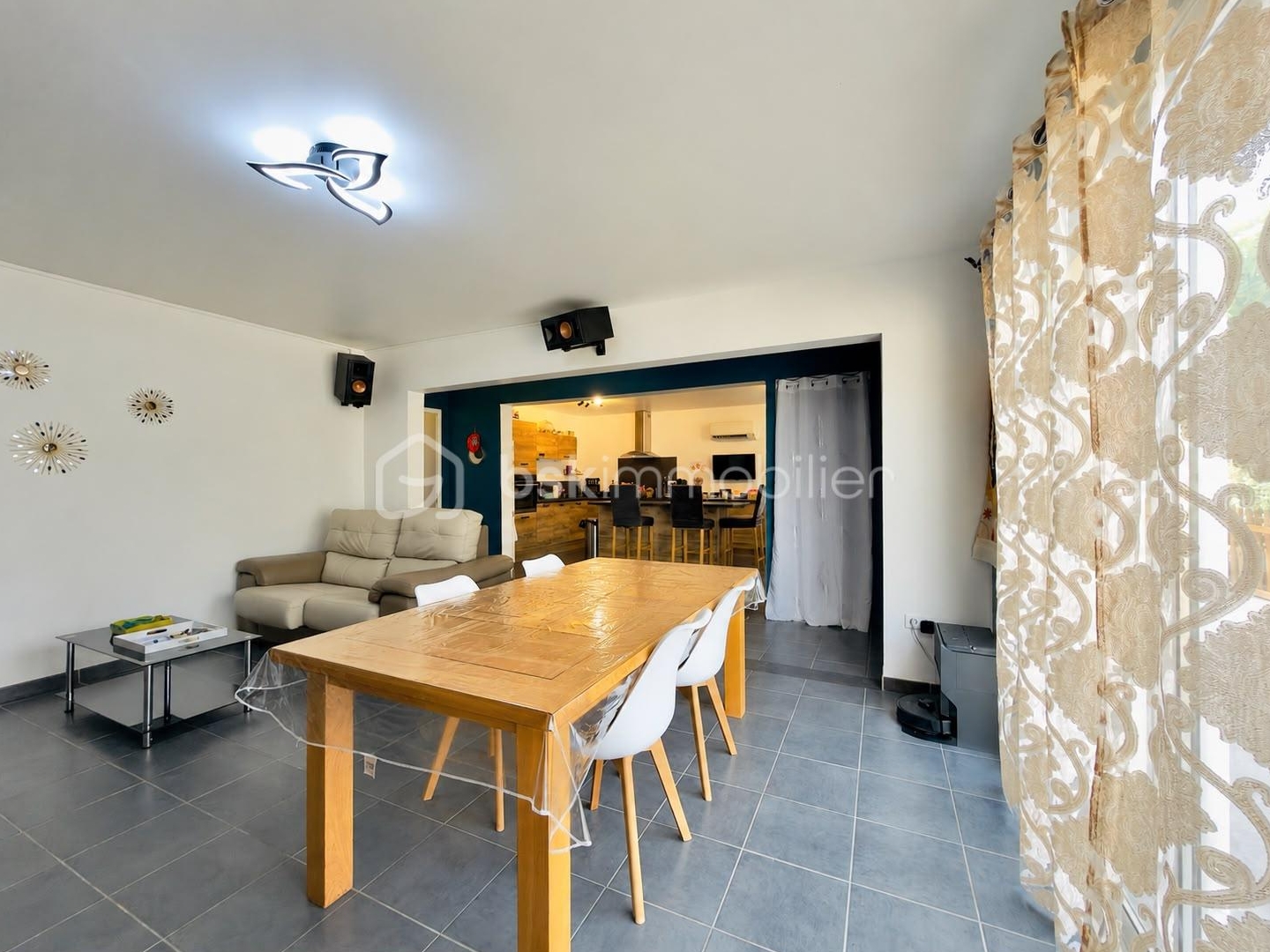 Maison à vendre - 5 pièces - 150m2 - Sorgues (84700)