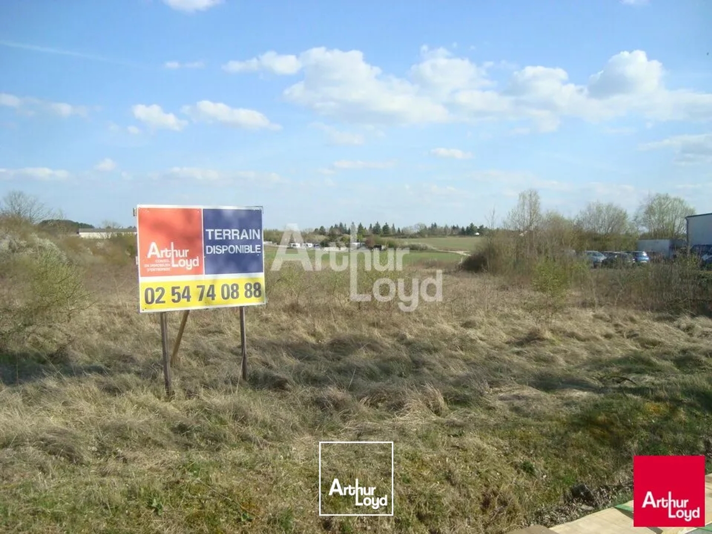 DEOLS PROCHE SORTIE A20 - TERRAIN DE 2300 M² CONSTRUCTIBLE A VENDRE