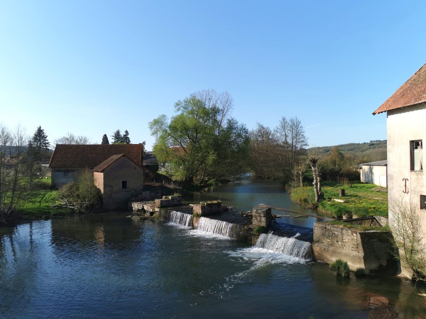 Maison à vendre - 24 pièces - 107m2 - Igornay (71540)