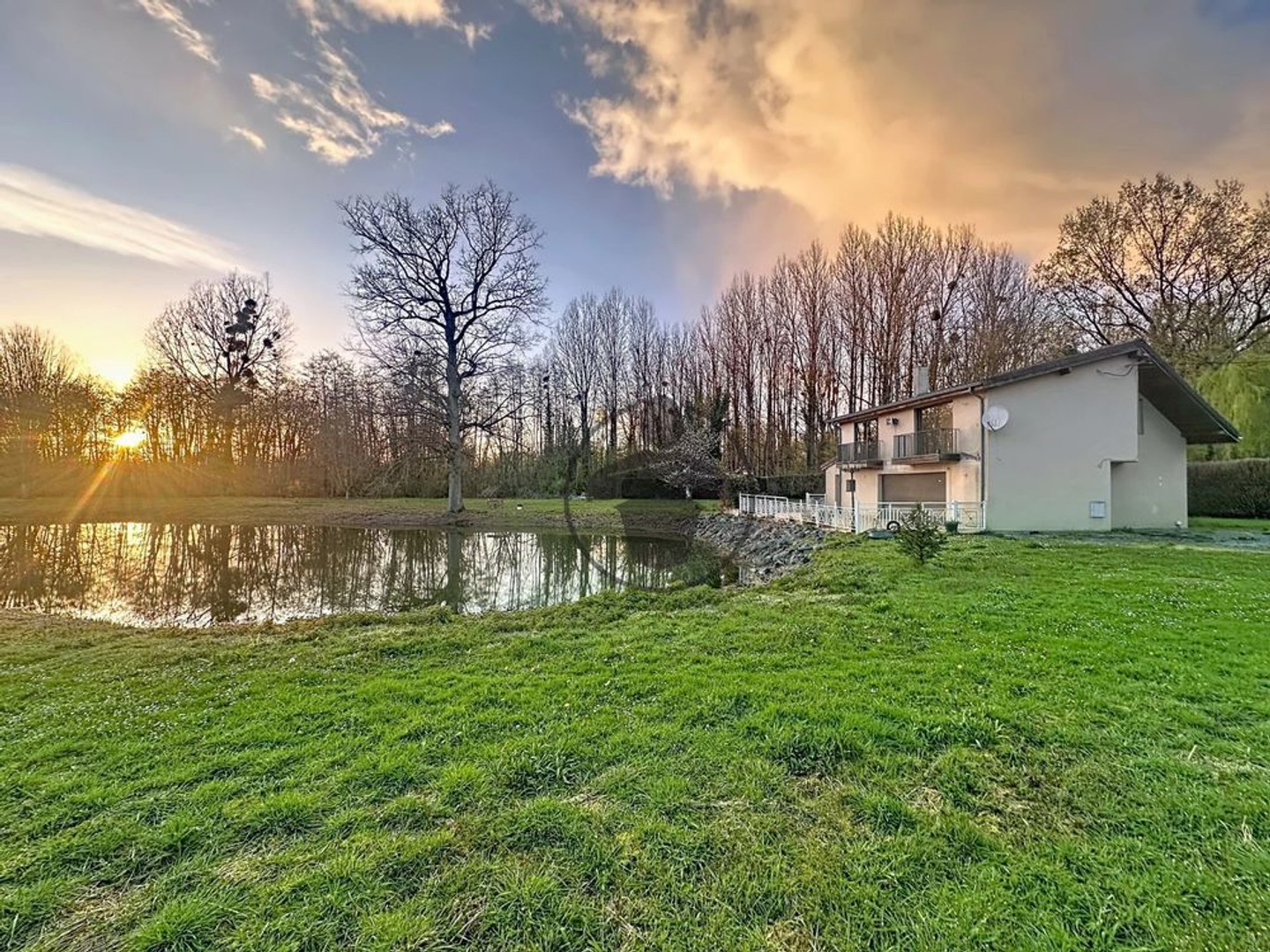 Maison à vendre - 7 pièces - 143m2 - Séry-Lès-Mézières (02240)