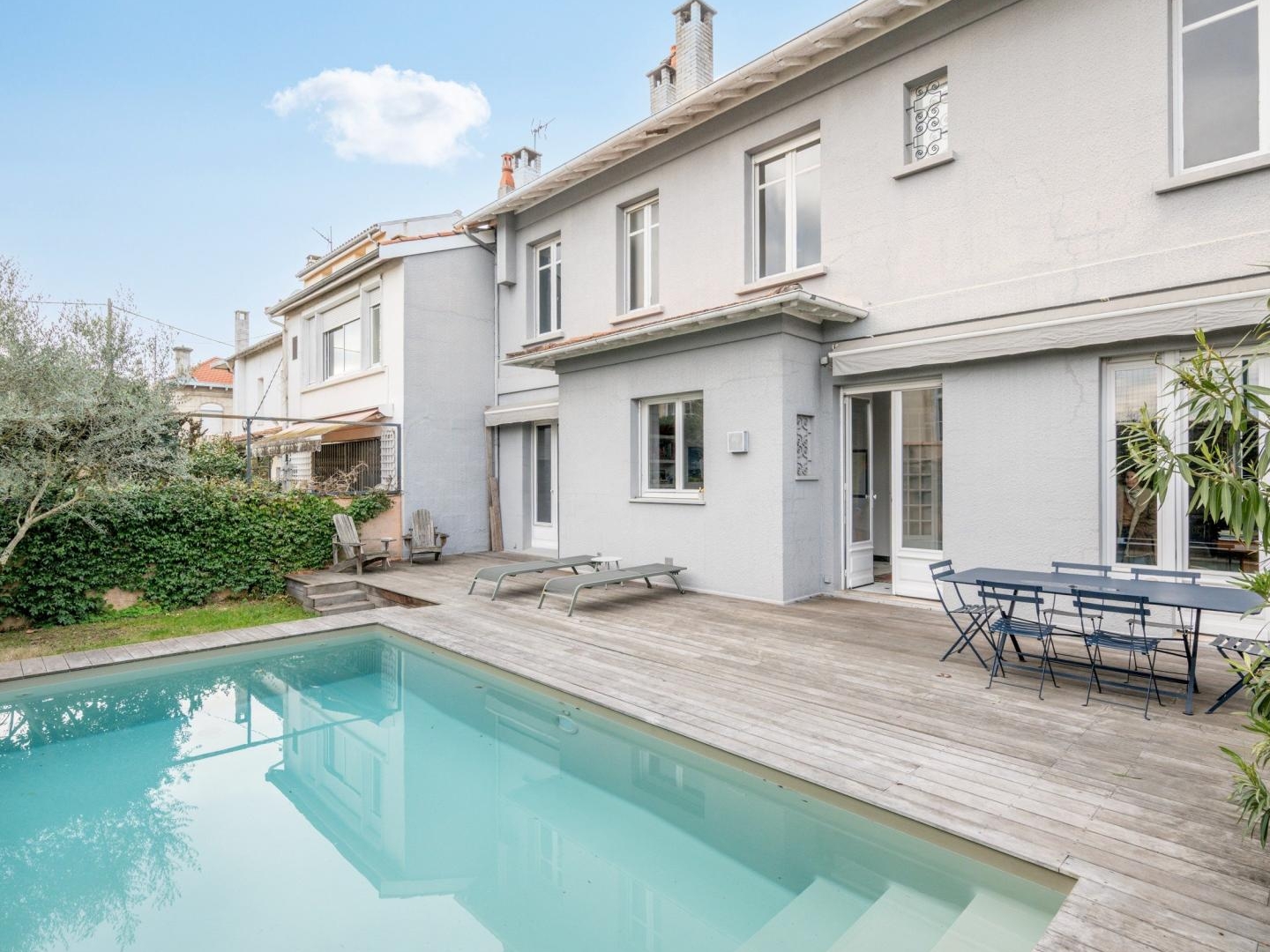 Maison à vendre - 7 pièces - 203m2 - Bordeaux (33200)