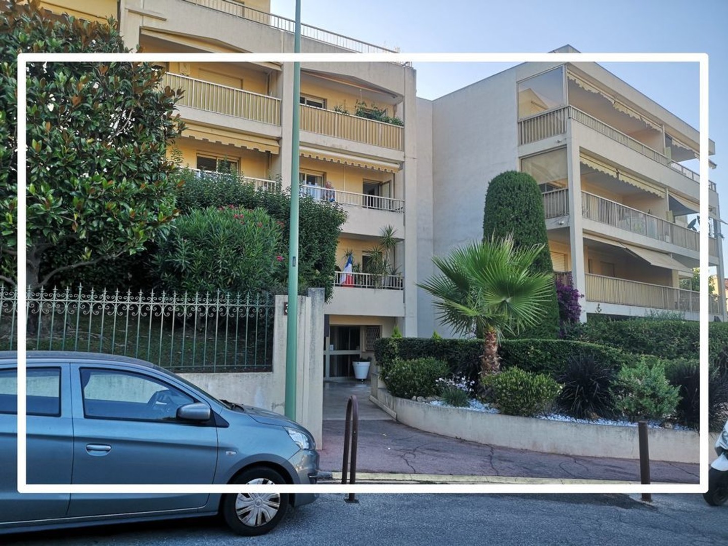 GARAGE 12,5 M² : PARC SAINT JEAN