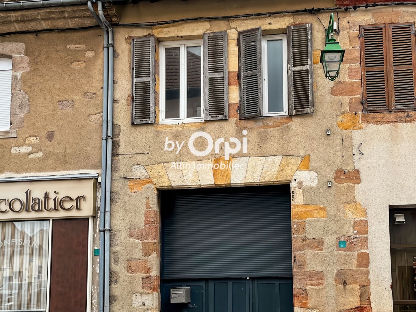 Immeuble 5 pièces 144 m²