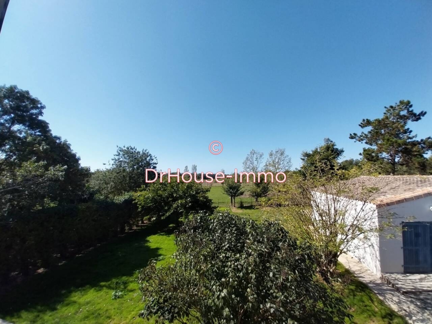 Maison à vendre - 7 pièces - 160m2 - Saint-Ouen-D'aunis (17230)