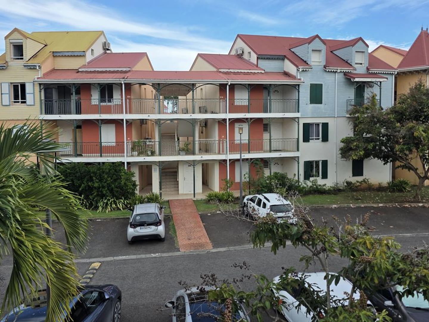 Appartement à vendre - 4 pièces - 97m2 - Le Gosier (97190)