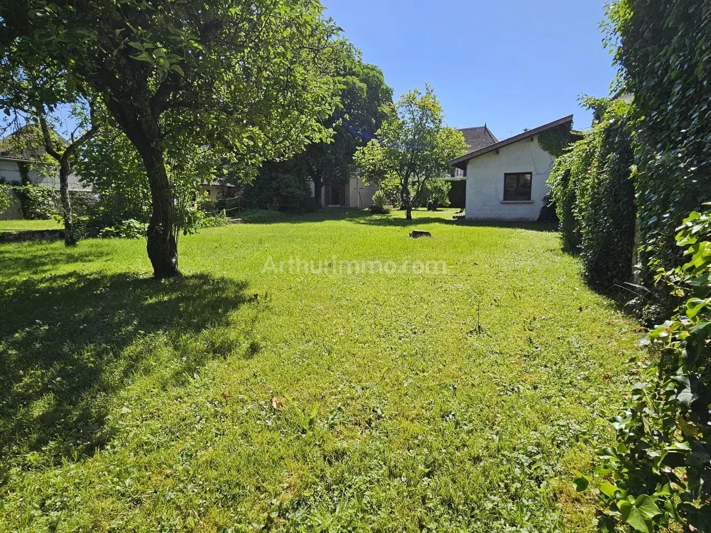 Maison à vendre - 9 pièces - 302m2 - Les Avenières Vey... (38630)