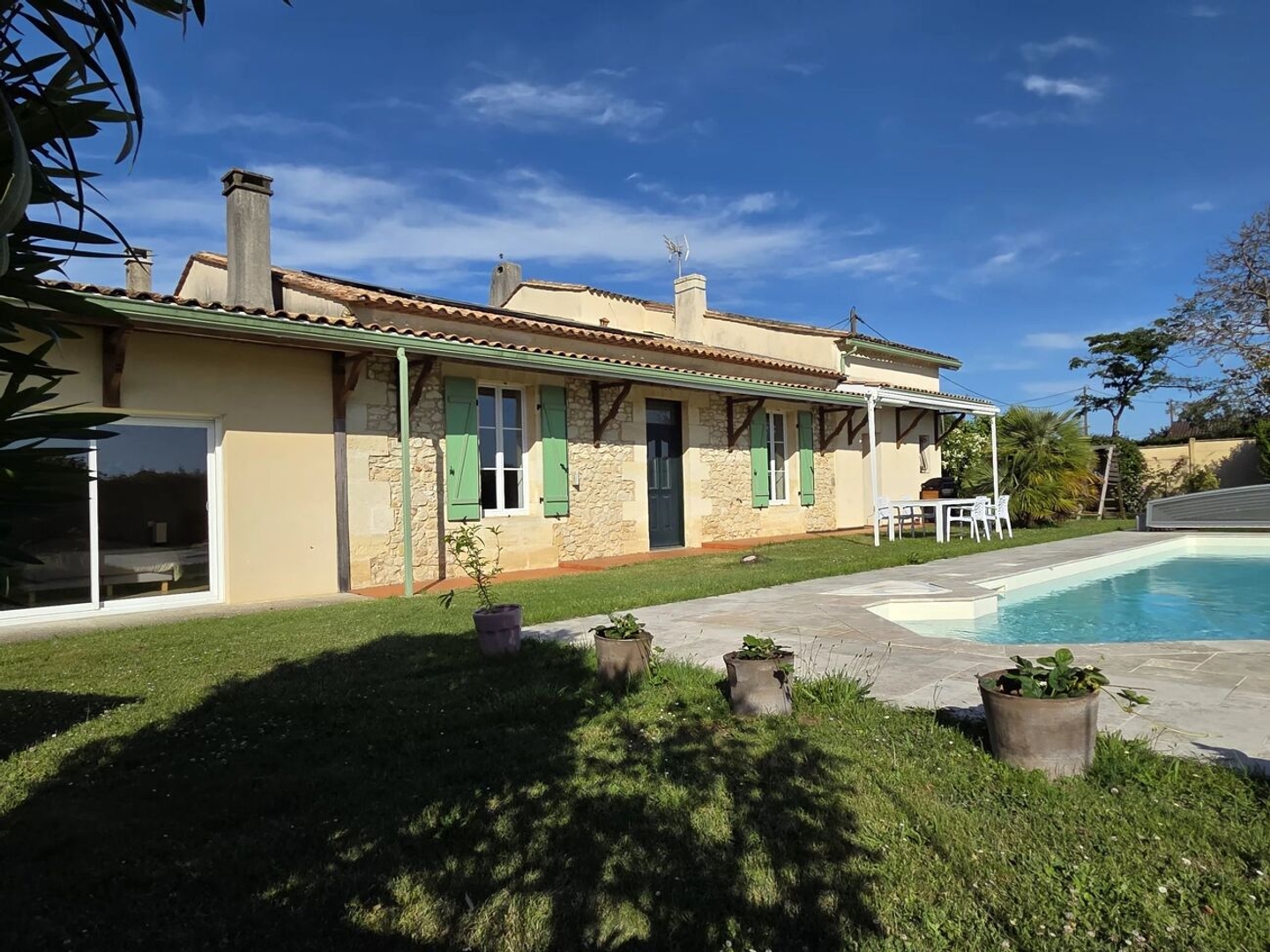 Maison à vendre - 3 pièces - 208m2 - Créon (33670)