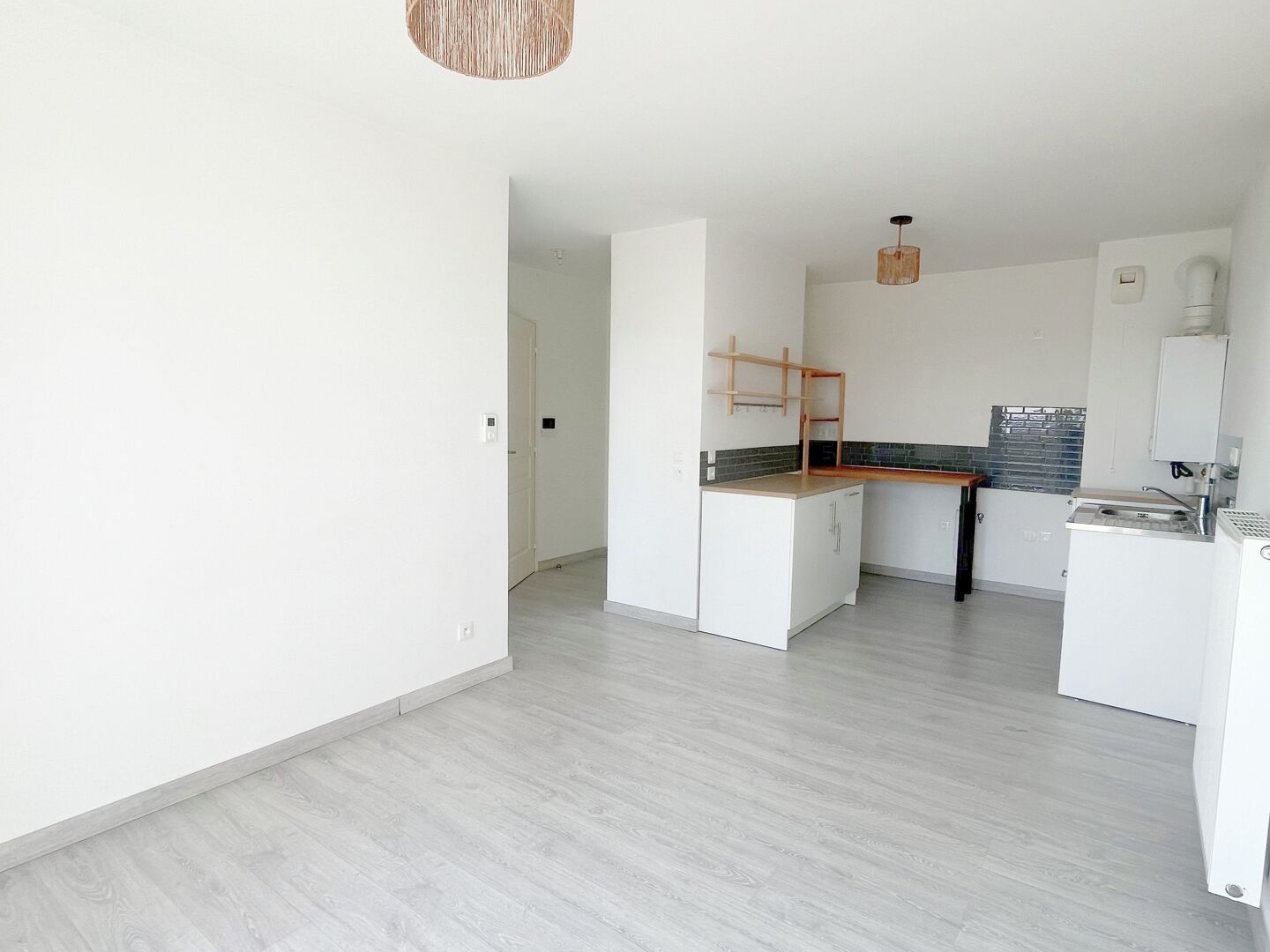 Appartement à vendre - 2 pièces - 37m2 - Neuilly-Plaisance (93360)