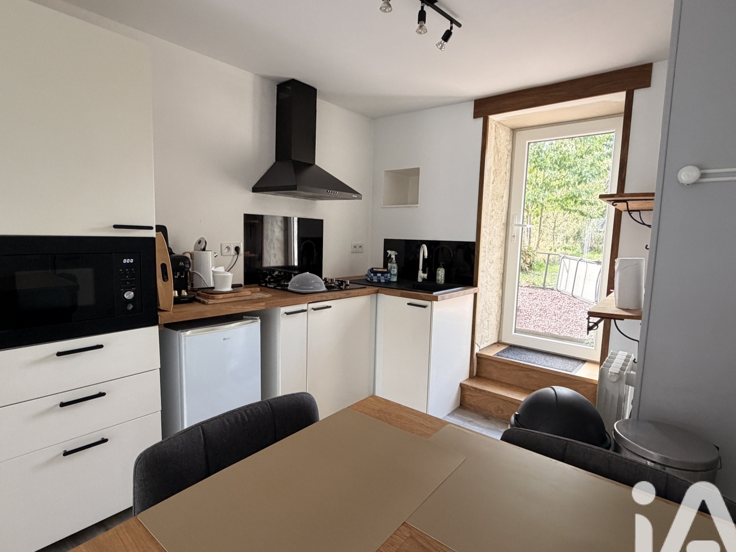 Appartement à vendre - 2 pièces - 30m2 - Heugueville-Sur-S... (50200)