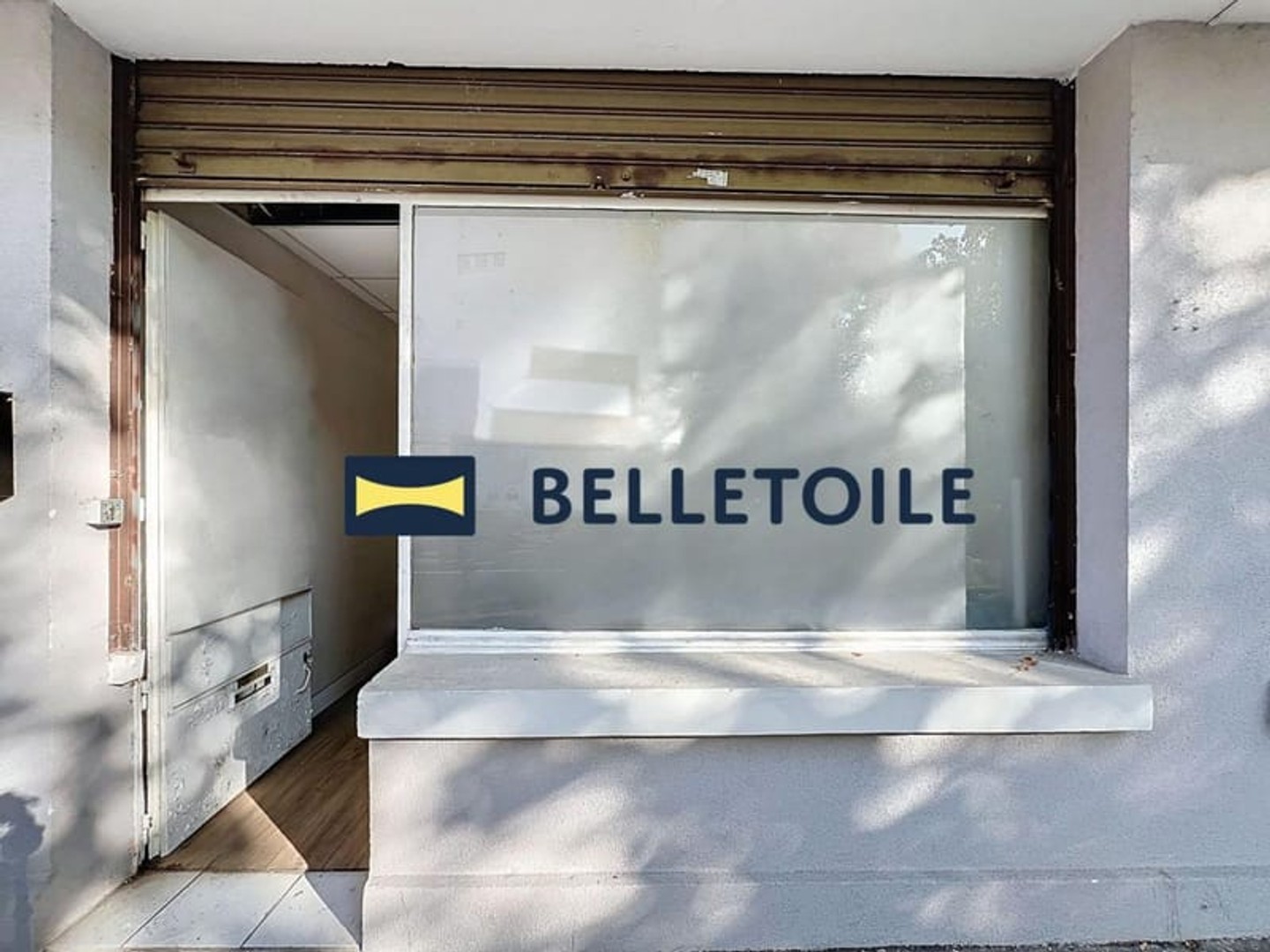 Boutique de 12,13 m² à Vendre - Emplacement Privilégié Maisons-Alfort