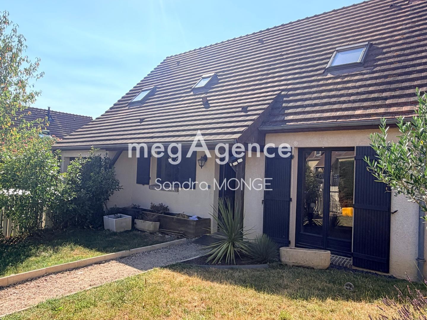 Pavillon traditionnel 117 m² - 3 chambres