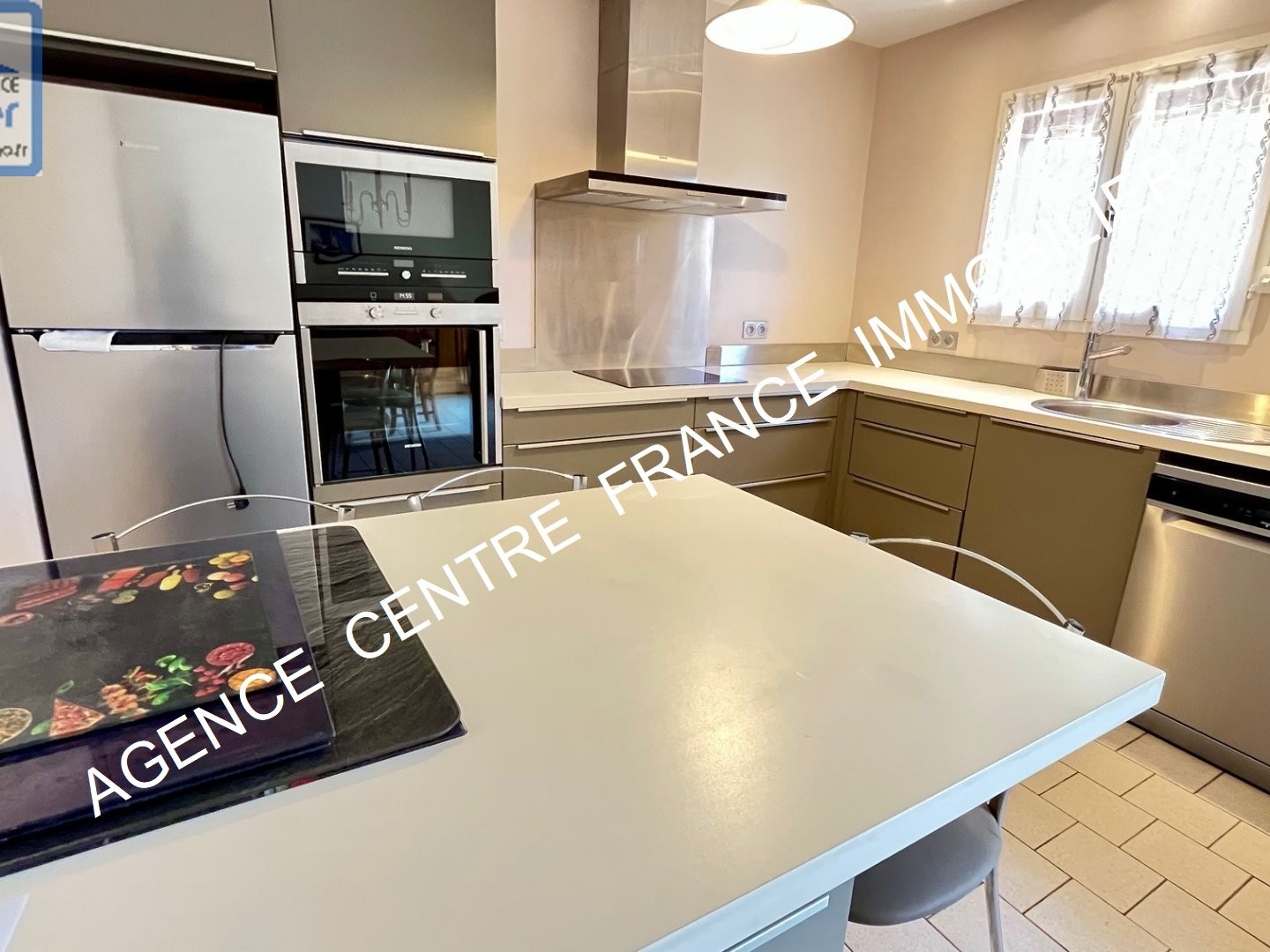 Maison à vendre - 5 pièces - 88m2 - La Chapelle Saint... (18570)